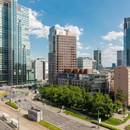 דירה City View With 2 Bedrooms & Ac By Renters ורשה