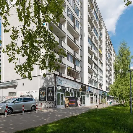 City View With 2 Bedrooms & Ac By Renters Lägenhet *