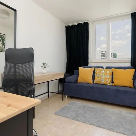 Апартаменты City View With 2 Bedrooms & Ac By Renters